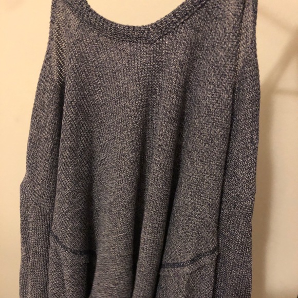 Sweater - Picture 2 of 3